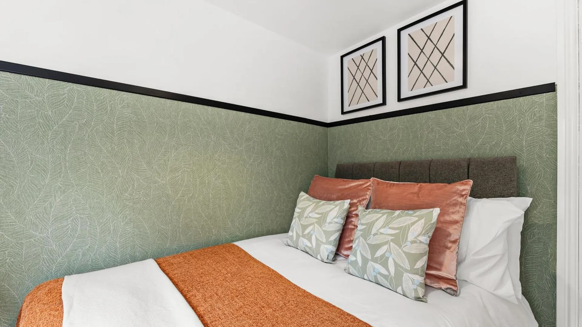 Apartment Boutique Abode - Games Room Bristol United Kingdom